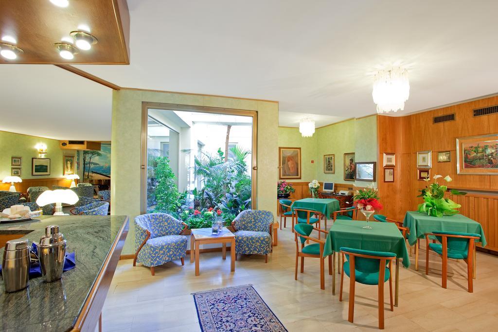 Aparthotel Cav Approdo Castiglione della Pescaia Exterior foto